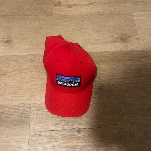 Patagonia Red Snapback Hat - Picture 1 of 2